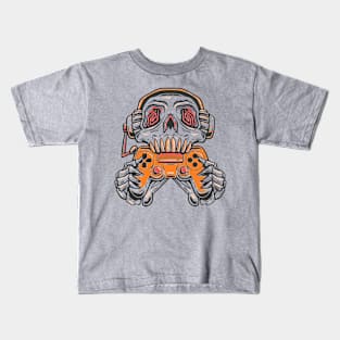 A skull gamer holding a orange joystick controller and wearing headphone. Kids T-Shirt